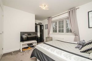 Photo 9- click for photo gallery